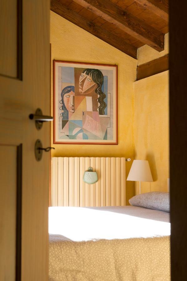 Violina Casa Vacanze เปตเตนาสโก ภายนอก รูปภาพ