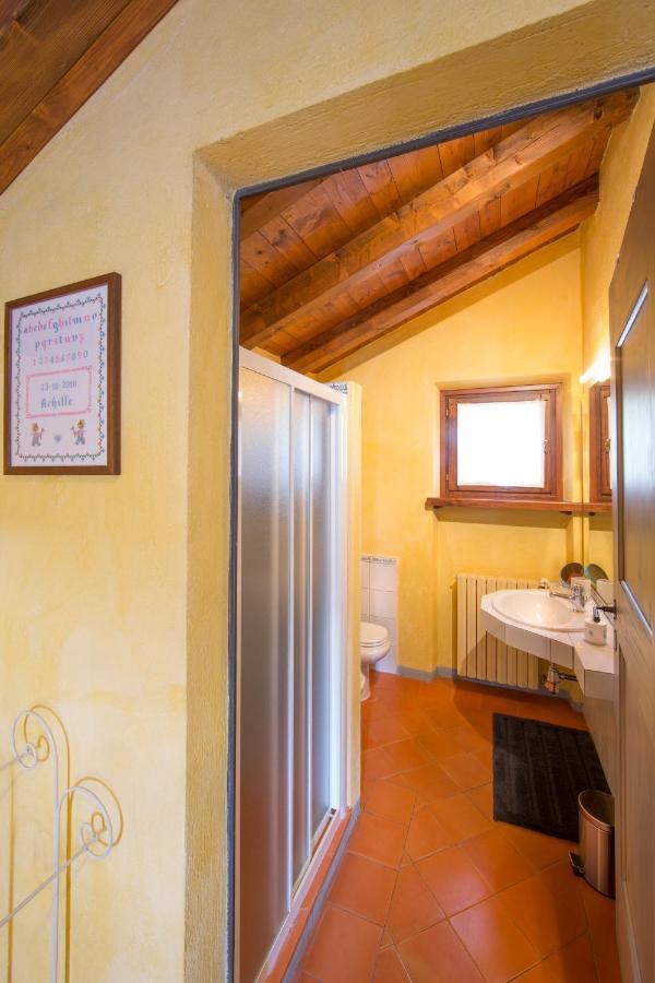Violina Casa Vacanze เปตเตนาสโก ภายนอก รูปภาพ
