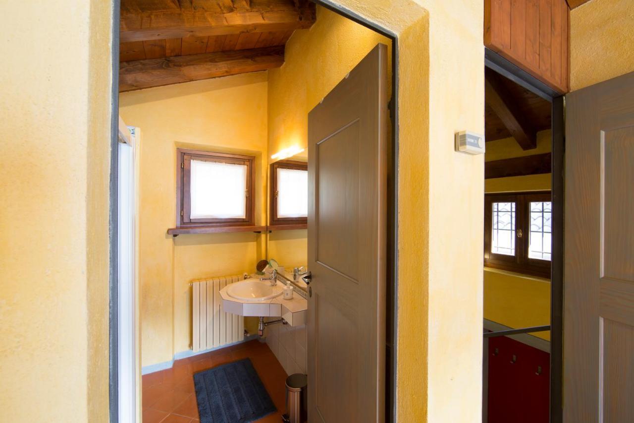 Violina Casa Vacanze เปตเตนาสโก ภายนอก รูปภาพ